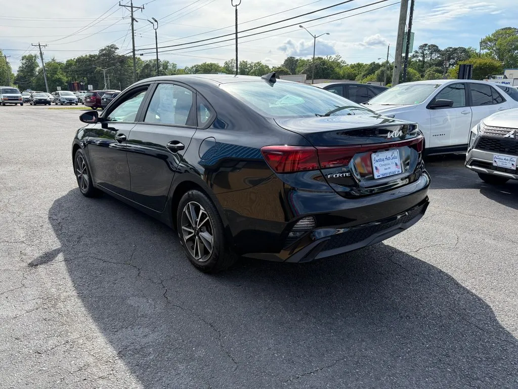 Kia Forte photo 7