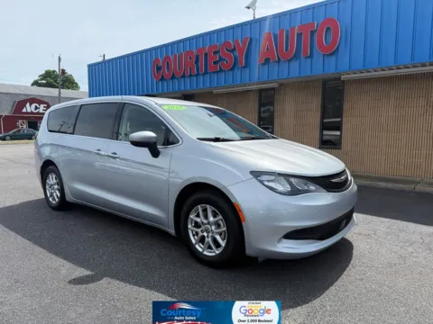 Silver 2023 Chrysler Voyager LX for sale in Chesapeake, VA