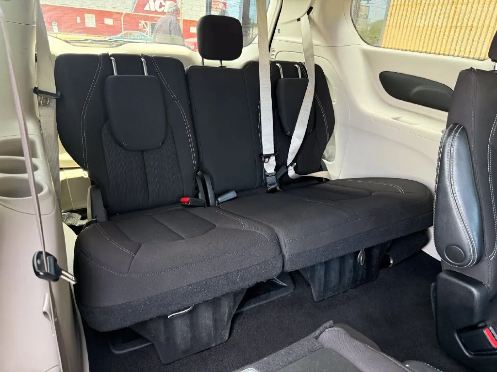 Chrysler Voyager photo 23