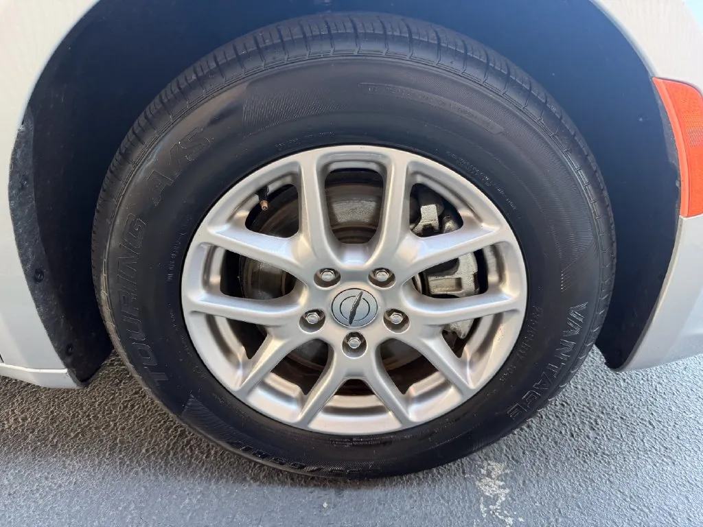 Chrysler Pacifica photo 33