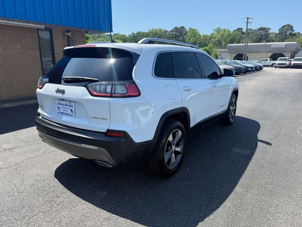 Jeep Cherokee photo 11