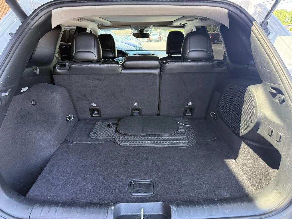 Jeep Cherokee photo 20