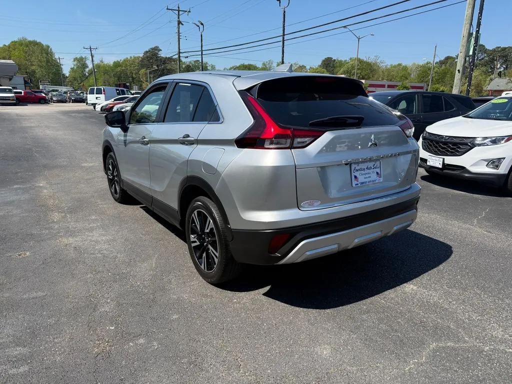 Mitsubishi Eclipse Cross photo 9
