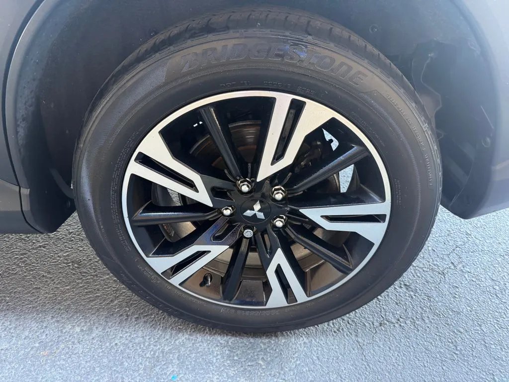 Mitsubishi Eclipse Cross photo 15