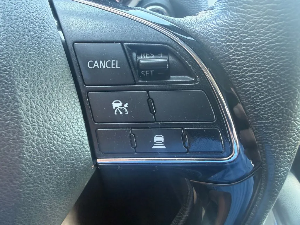 Mitsubishi Eclipse Cross photo 33