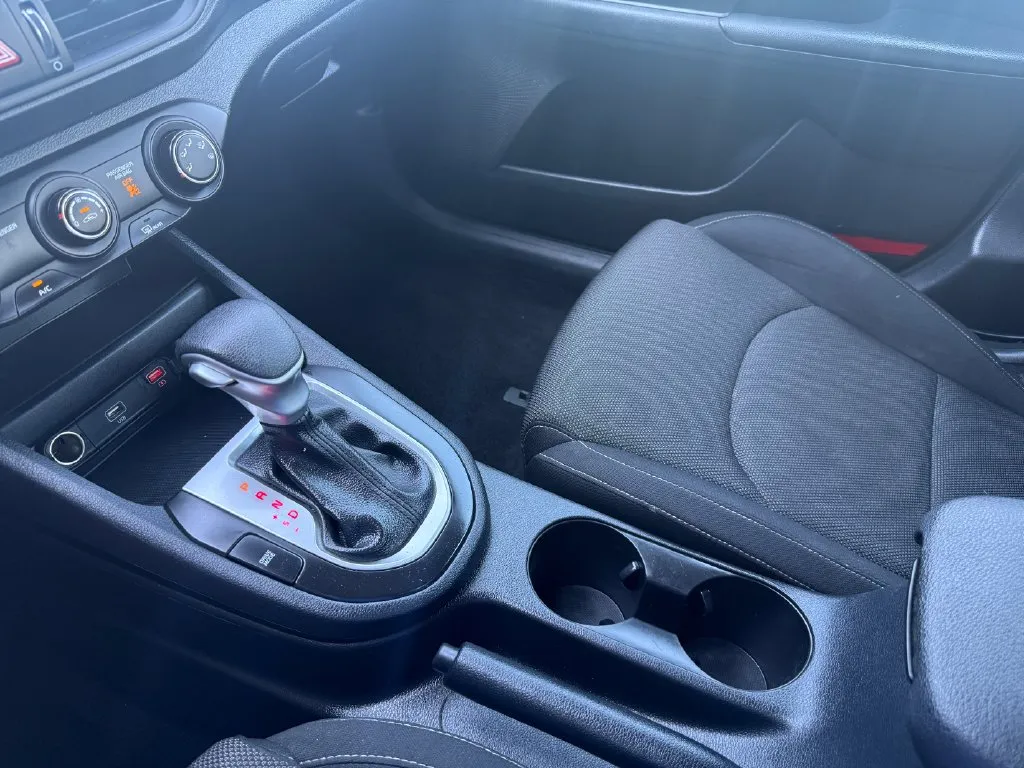 Kia Forte photo 25