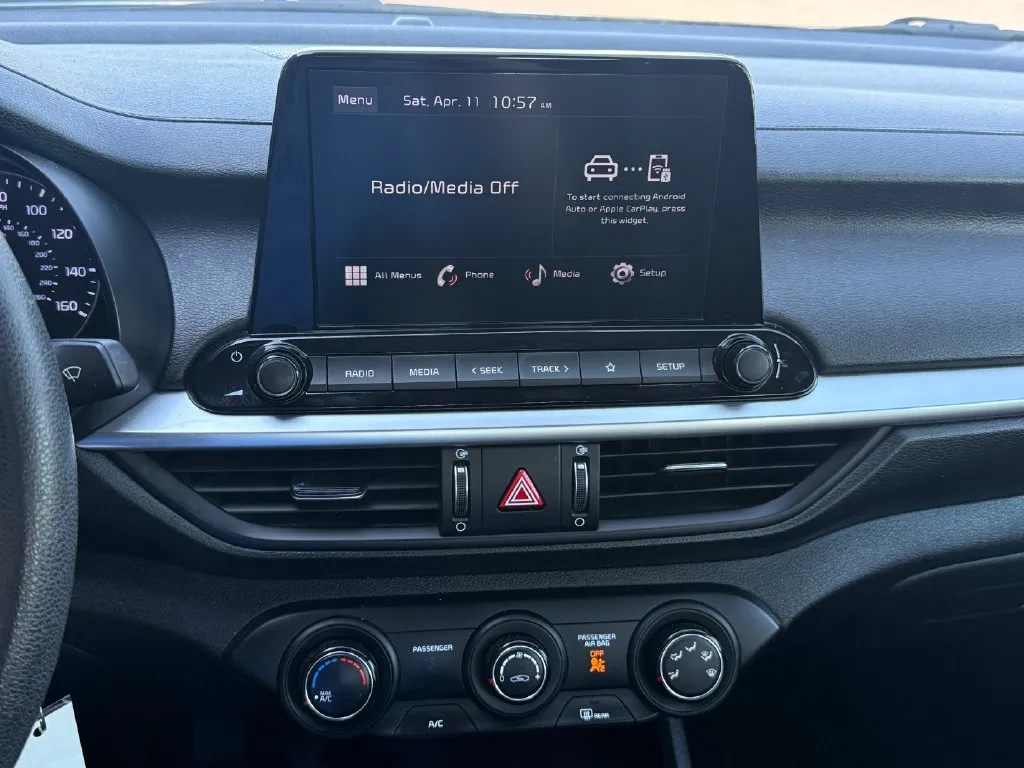 Kia Forte photo 21