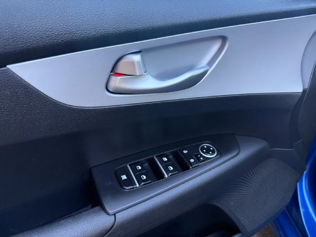 Kia Forte photo 14