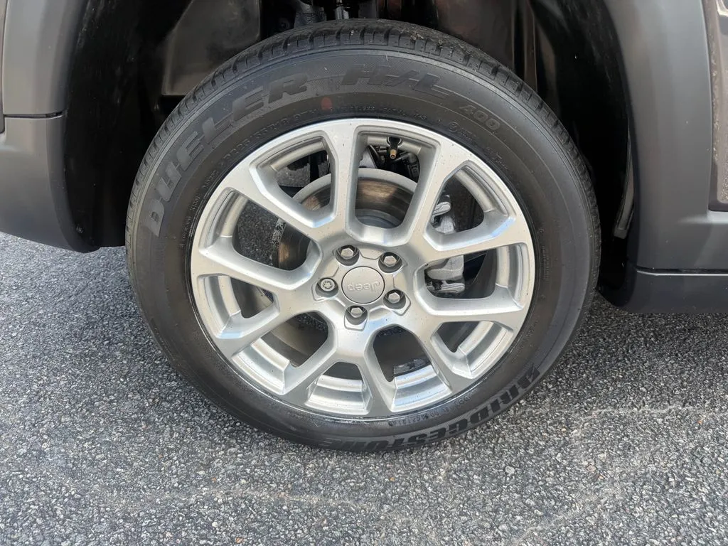 Jeep Compass photo 37
