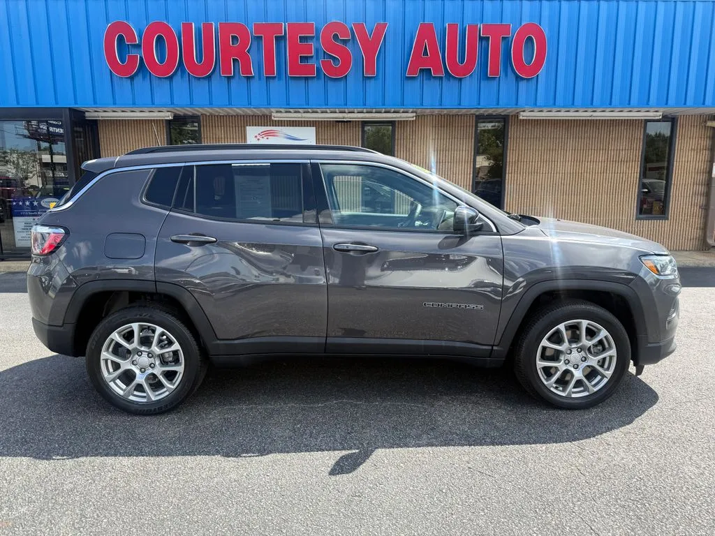 Jeep Compass photo 12