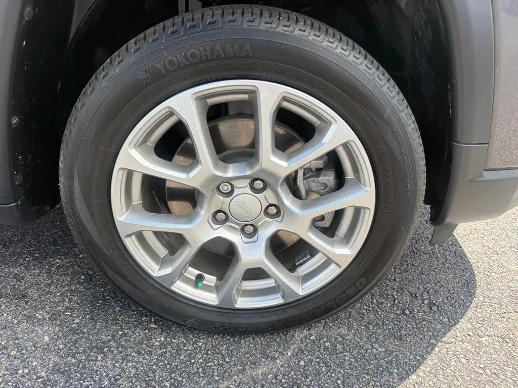 Jeep Compass photo 38