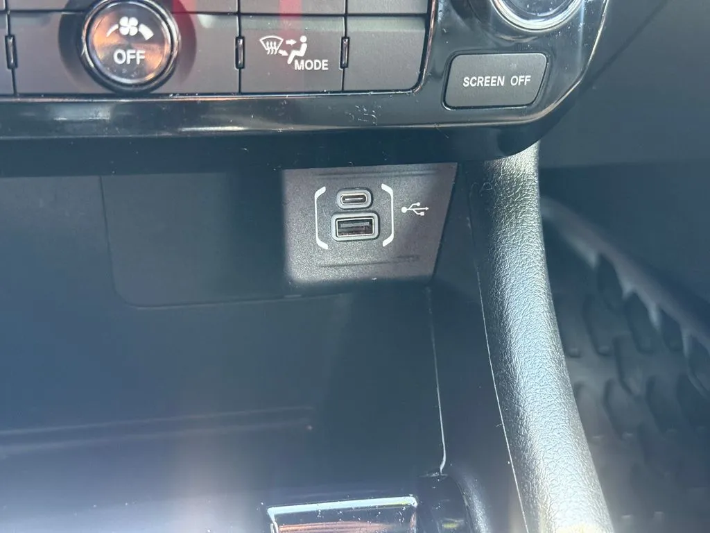 Jeep Compass photo 32