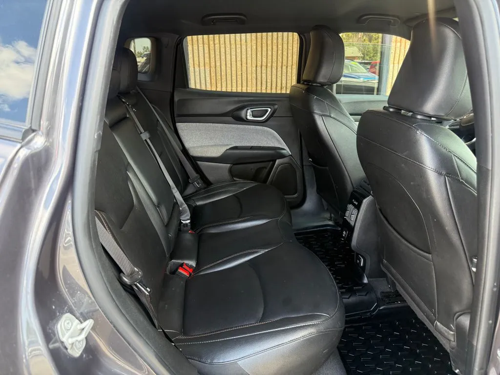 Jeep Compass photo 20