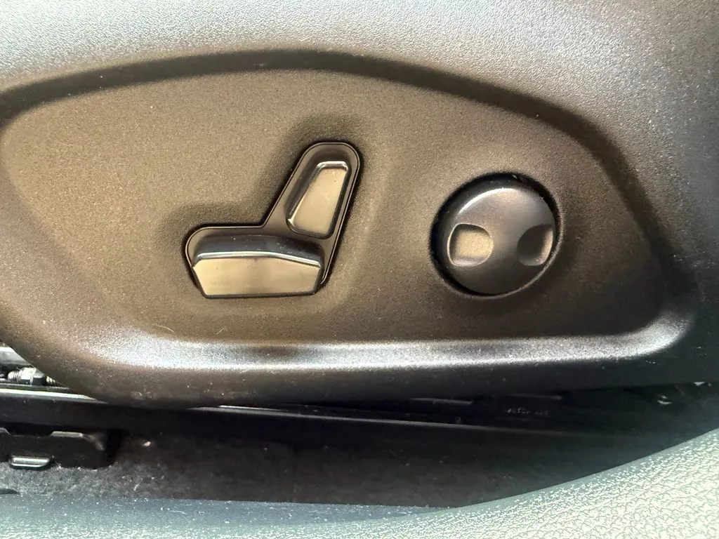 Jeep Compass photo 17