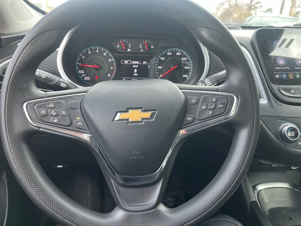 Chevrolet Malibu photo 16