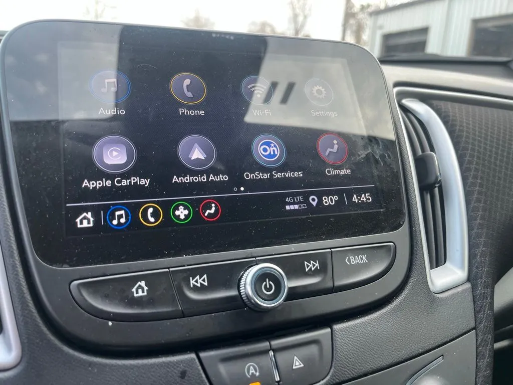 Chevrolet Malibu photo 11