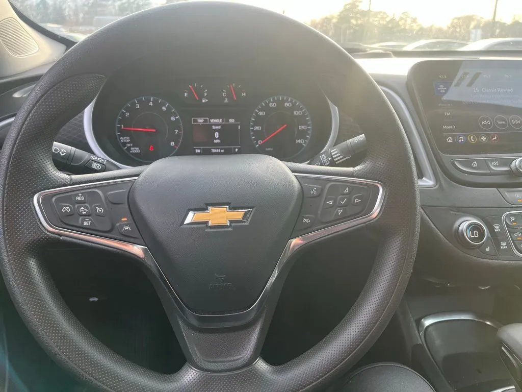 Chevrolet Malibu photo 20