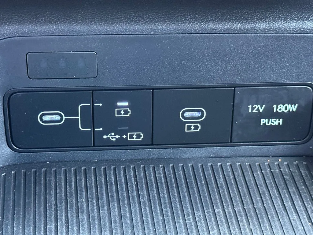 Hyundai Kona photo 23