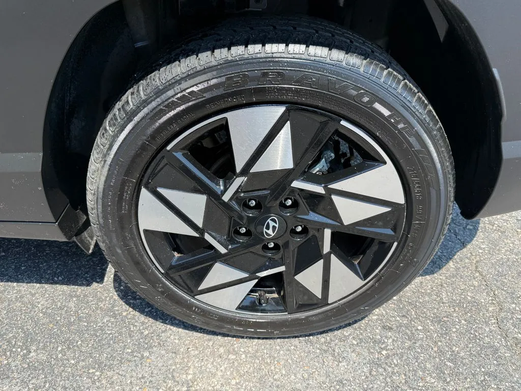Hyundai Kona photo 32