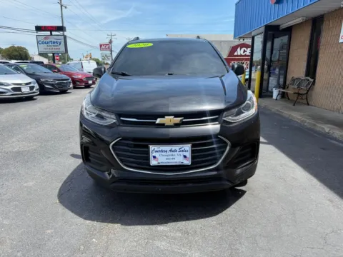 Photos of 2020 Chevrolet Trax LT for sale in Chesapeake, VA at Courtesy Auto Sales