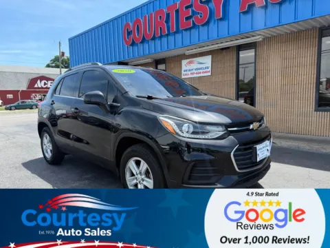 Black 2020 Chevrolet Trax LT for sale in Chesapeake, VA