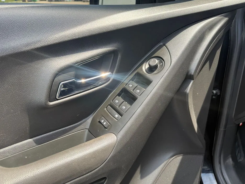 Chevrolet Trax photo 11