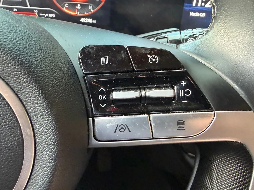 Hyundai Elantra photo 23