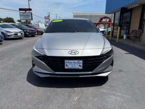 Photos of 2023 Hyundai Elantra SEL for sale in Chesapeake, VA at Courtesy Auto Sales