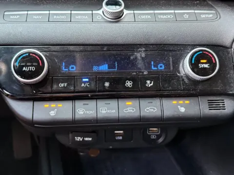 More photos of 2023 Hyundai Elantra SEL at Courtesy Auto Sales, VA