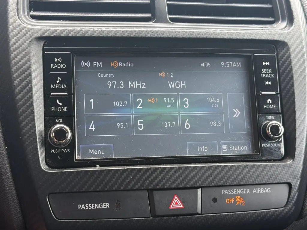 Mitsubishi Outlander Sport photo 29