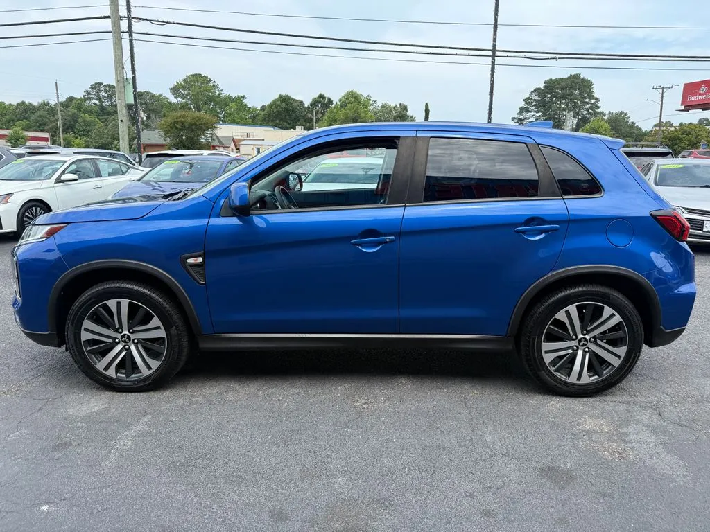 Mitsubishi Outlander Sport photo 8