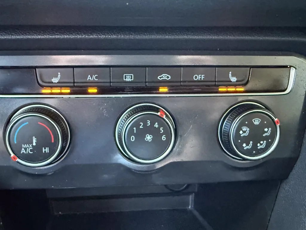 Volkswagen Tiguan photo 2