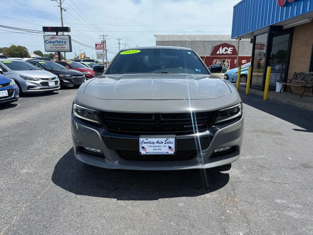 Dodge Charger photo 7