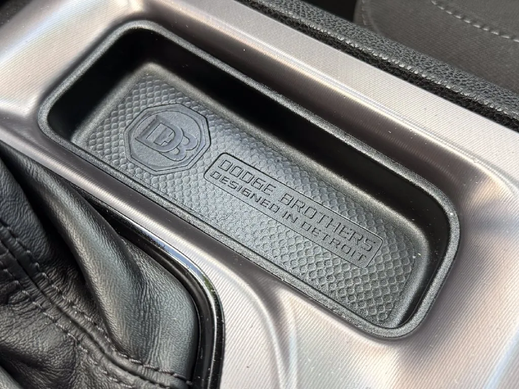 Dodge Charger photo 35