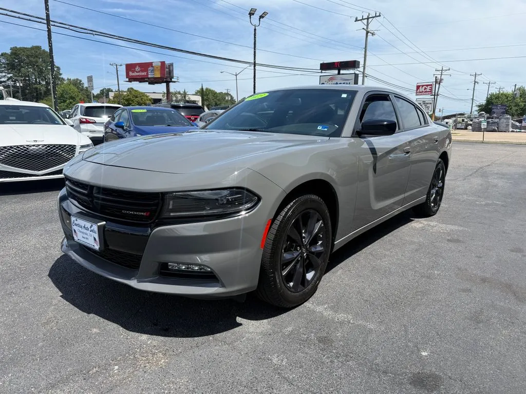 Dodge Charger photo 8