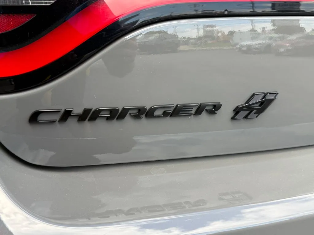 Dodge Charger photo 14