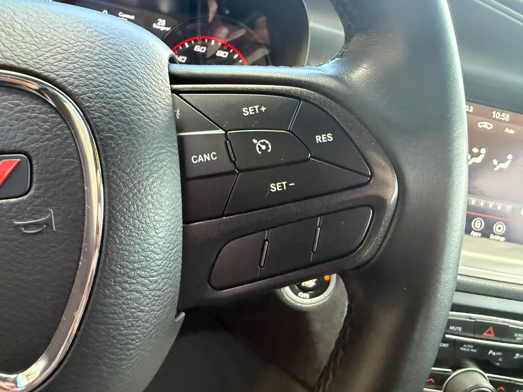 Dodge Charger photo 26