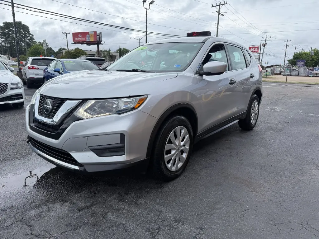 Nissan Rogue photo 6
