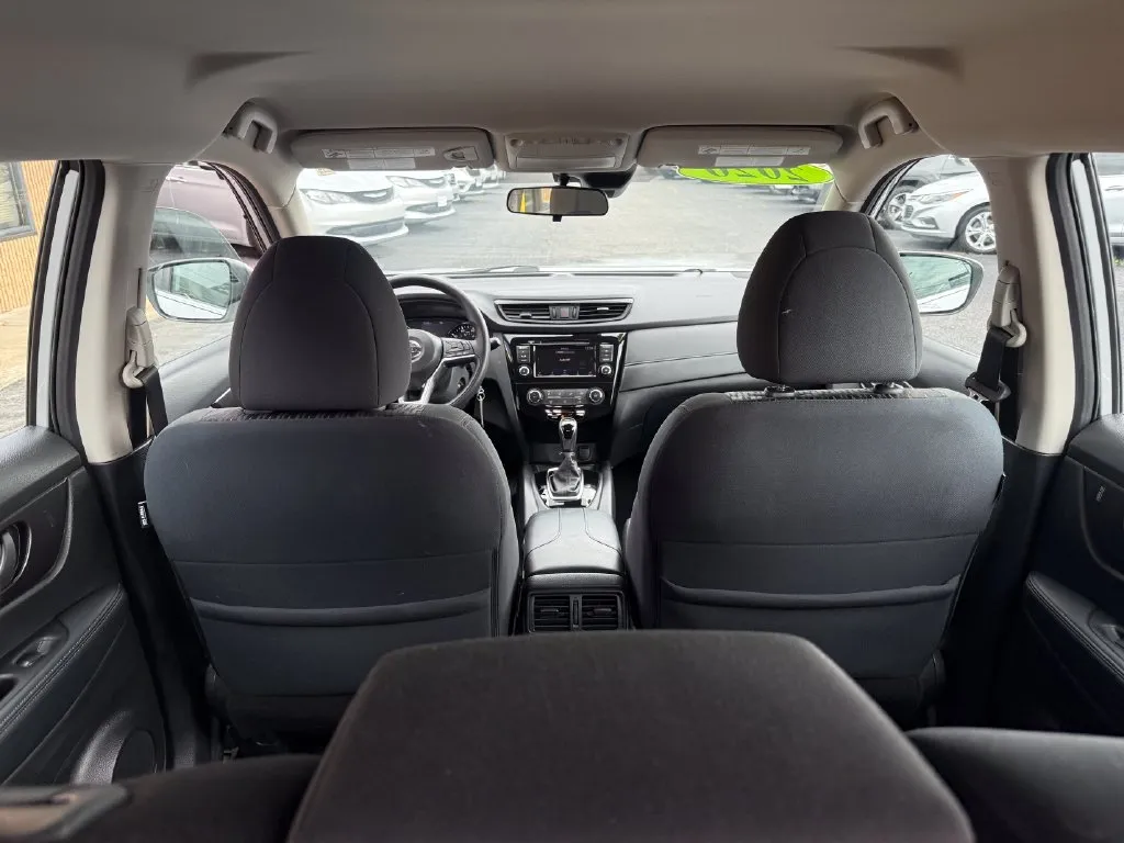 Nissan Rogue photo 15
