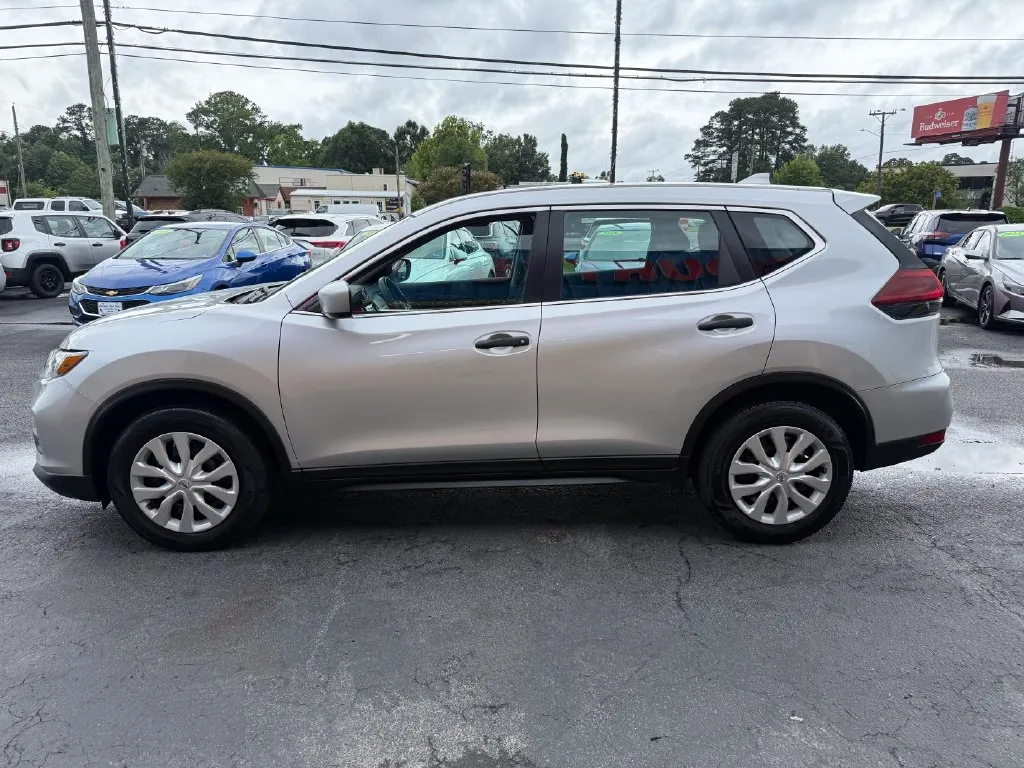 Nissan Rogue photo 7