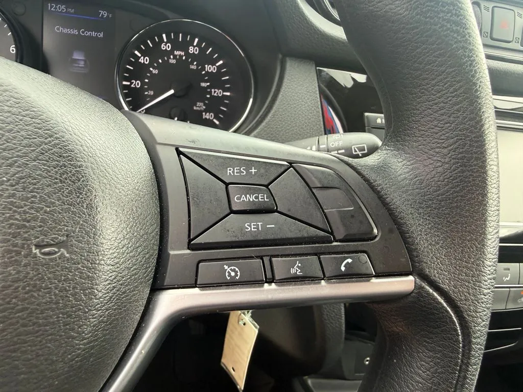 Nissan Rogue photo 20