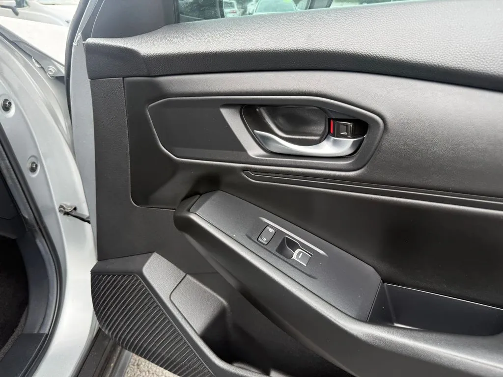 Honda Accord photo 20
