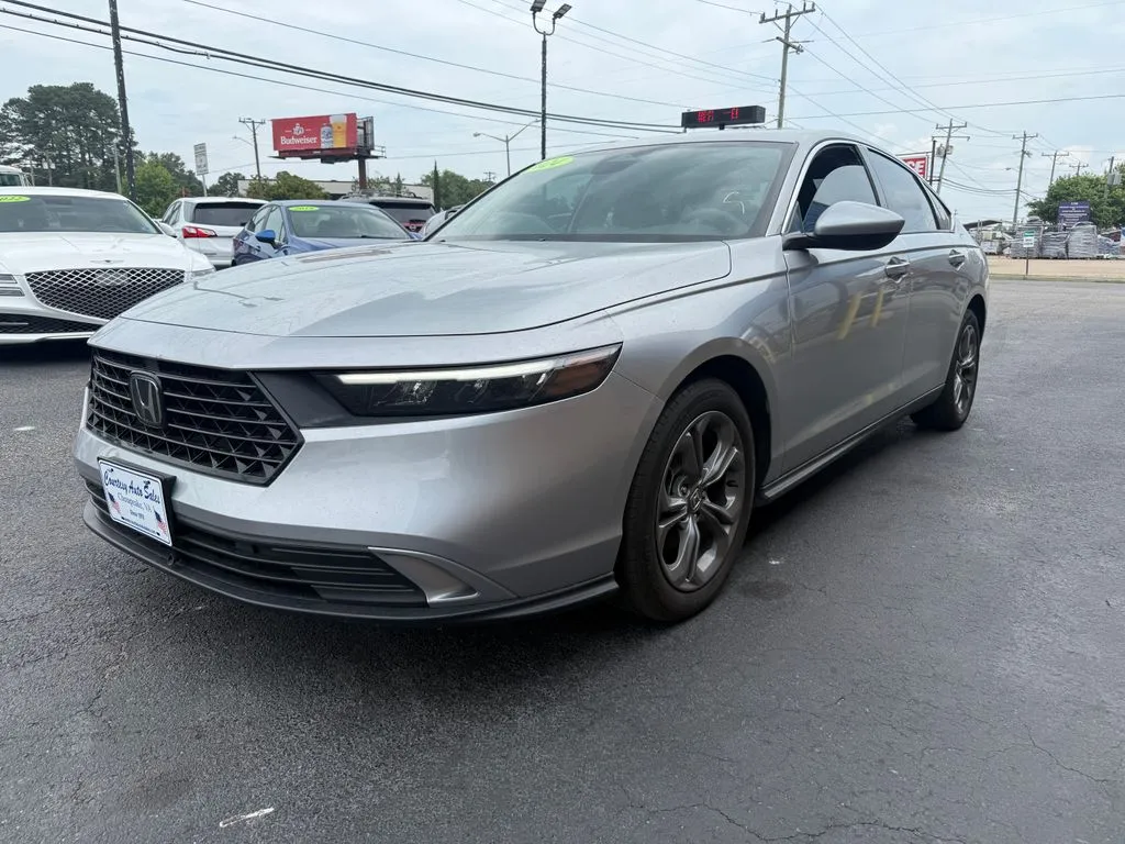 Honda Accord photo 7