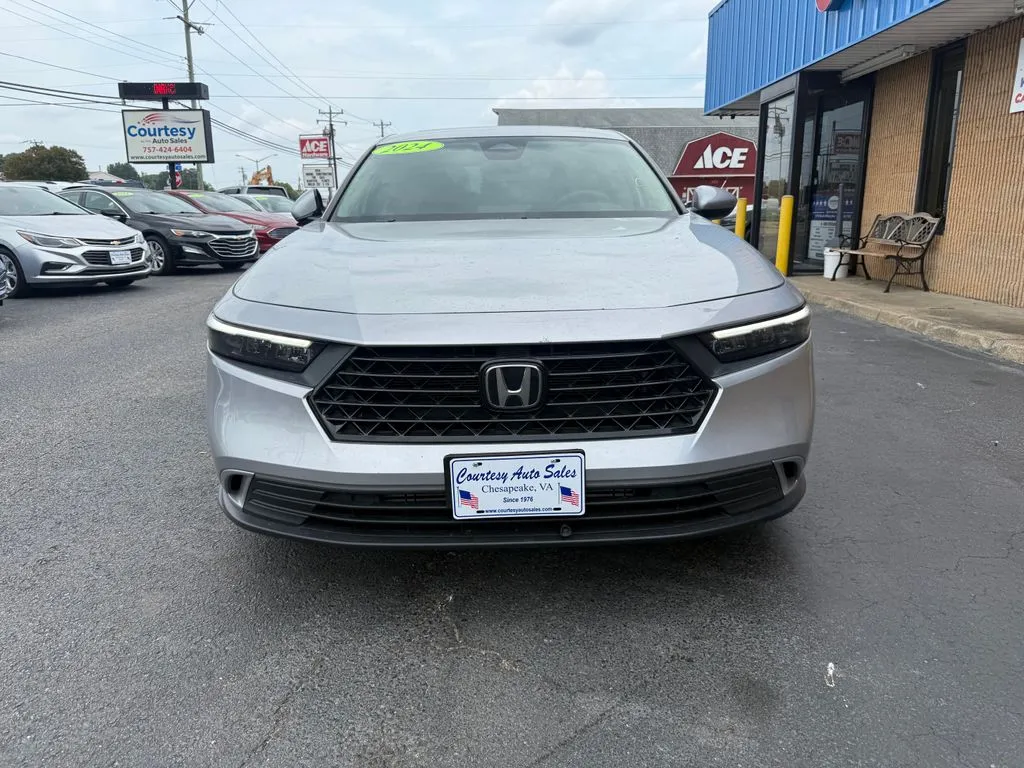 Honda Accord photo 6