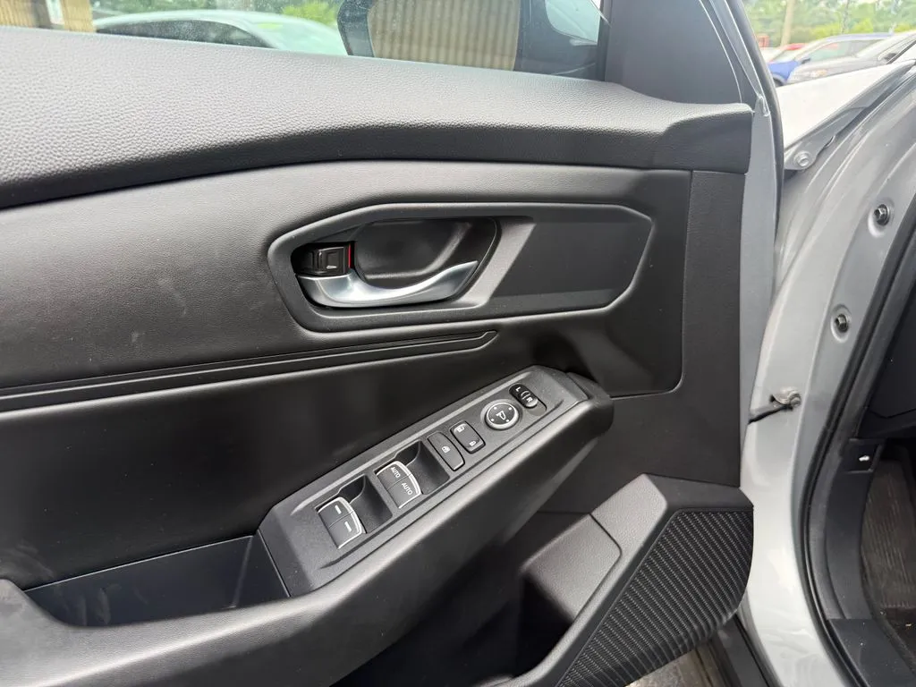 Honda Accord photo 16