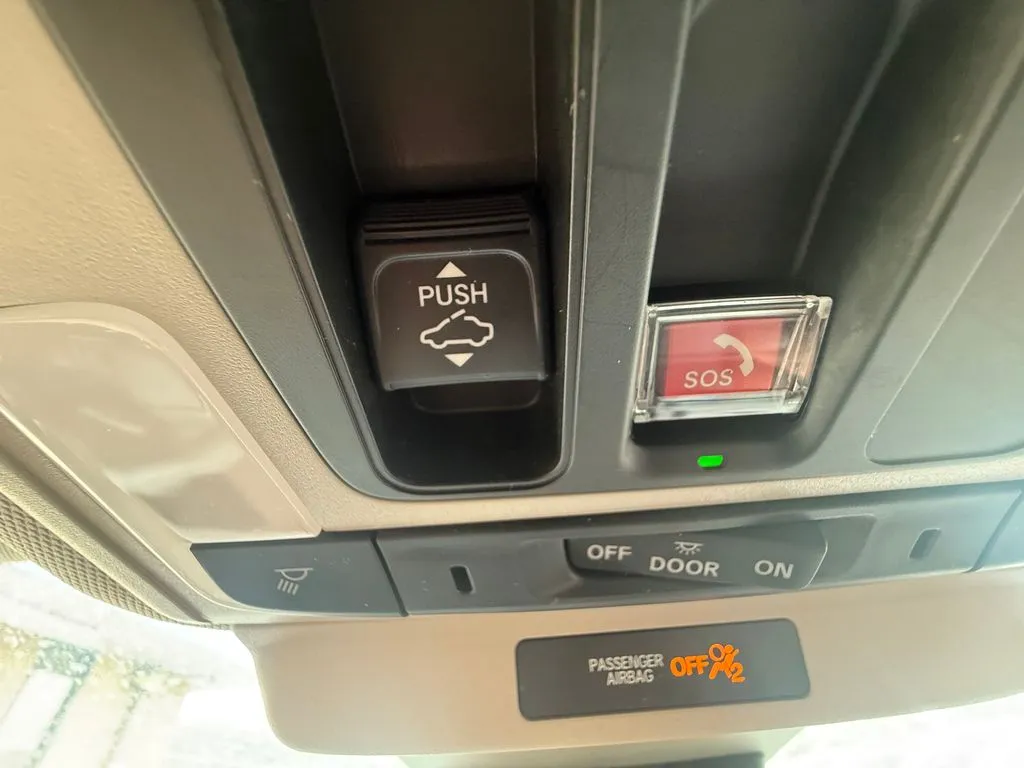 Honda Accord photo 25