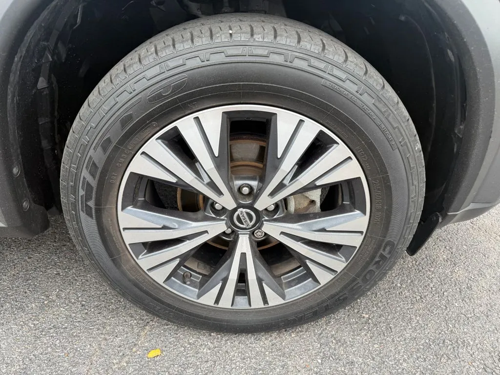 Nissan Rogue photo 27
