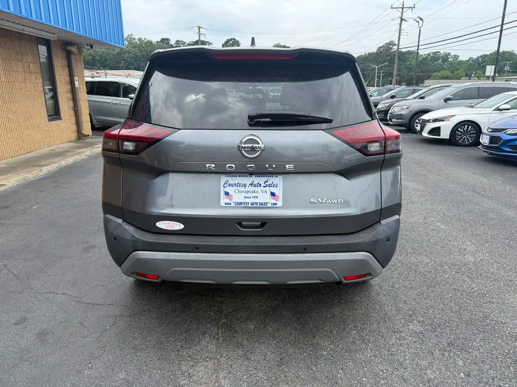 Nissan Rogue photo 8