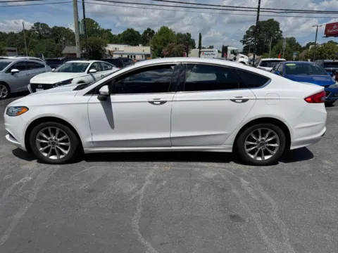 More photos of 2017 Ford Fusion SE at Courtesy Auto Sales, VA