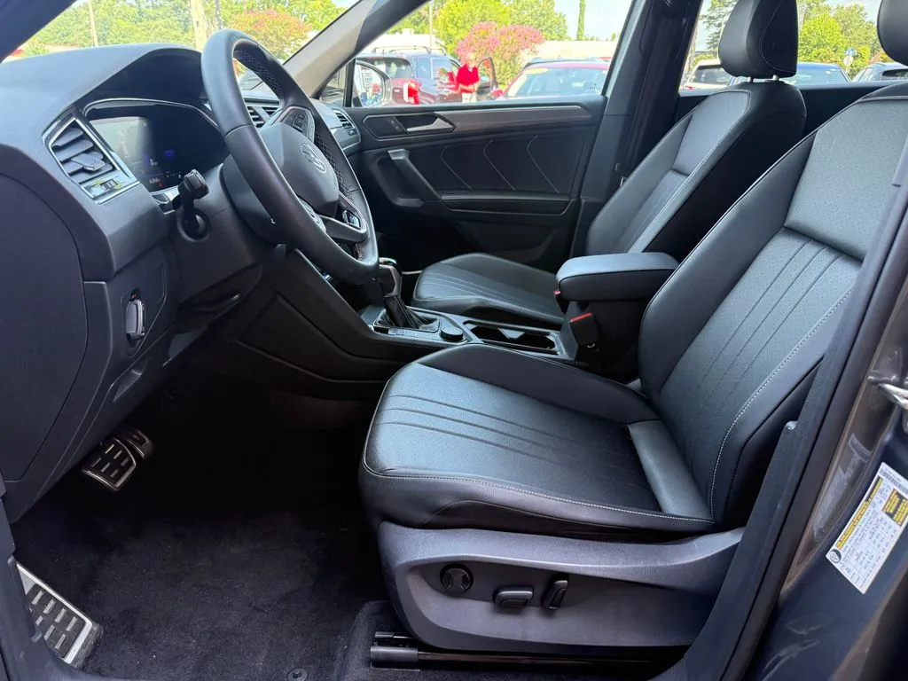 Volkswagen Tiguan photo 16